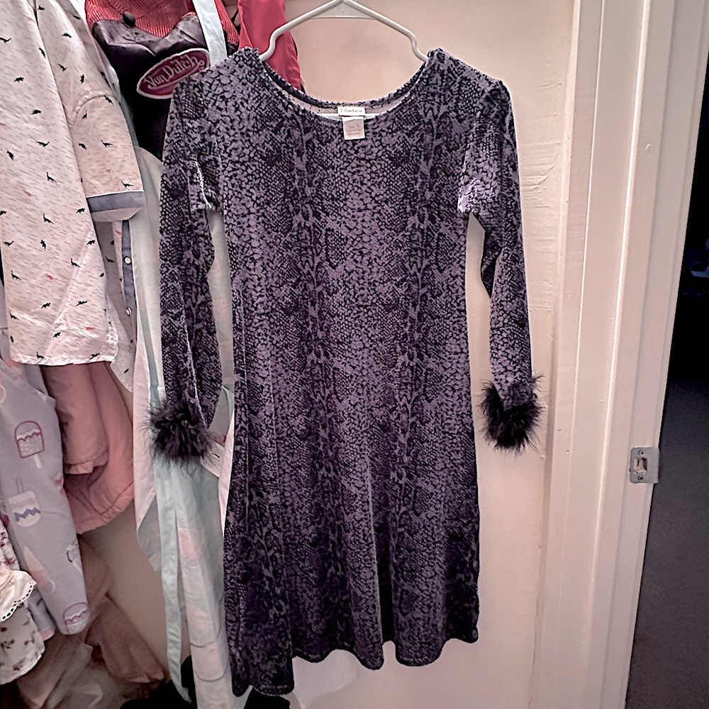 Vintage velvet snake print a line dress